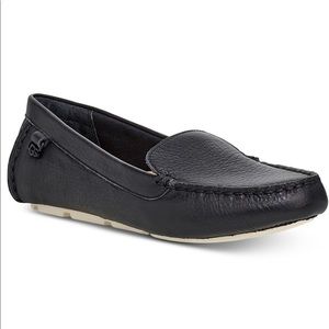 Ugg Women’s Flores Flats